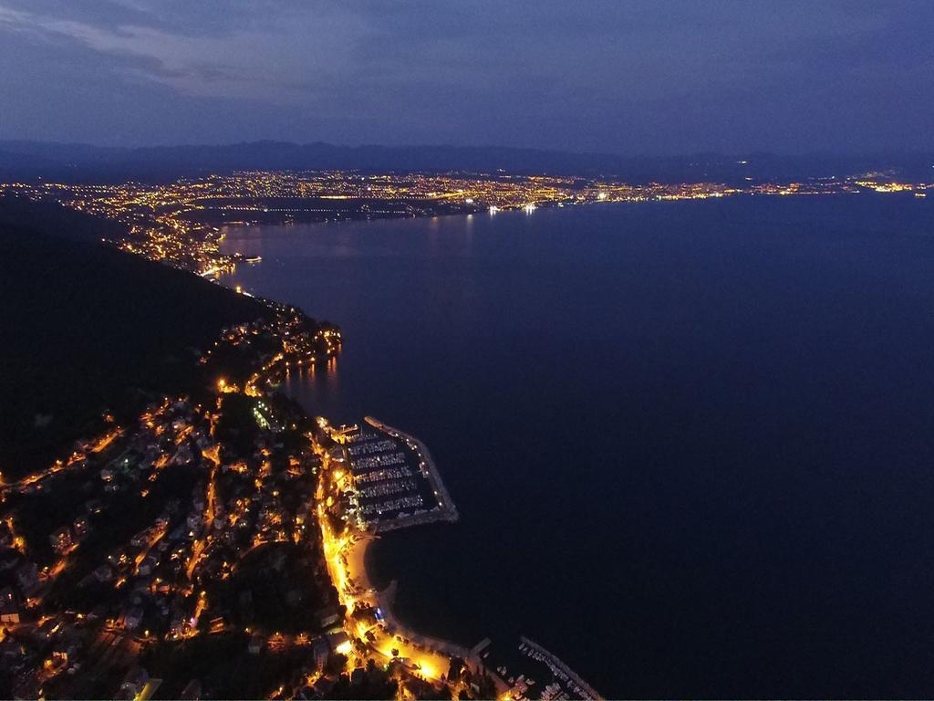 Perla Apartments Opatija - Apartments With Sea View Room photo